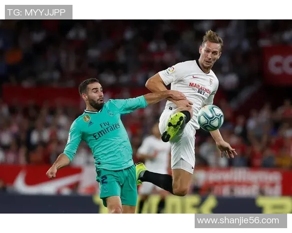 足球巨星巅峰对决 球员间的荣耀与胜负之战 足球巨星巅峰对决 球员间的荣耀与胜负之战