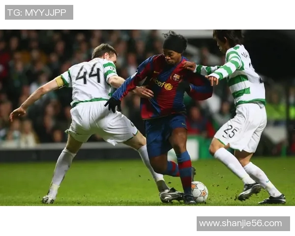 足球球星号码背后的故事与意义解析揭秘明星球员选择号码的独特原因 足球球星号码背后的故事与意义解析揭秘明星球员选择号码的独特原因