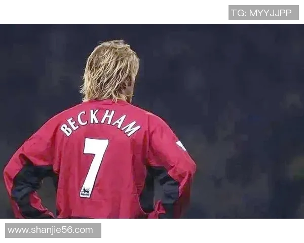 天下足球经典回顾聚焦足坛巨星退役历程与绿茵岁月情怀