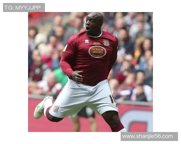 现役足球大肚腩球星盘点:那些因体型变化仍备受关注的传奇人物 现役足球大肚腩球星盘点:那些因体型变化仍备受关注的传奇人物